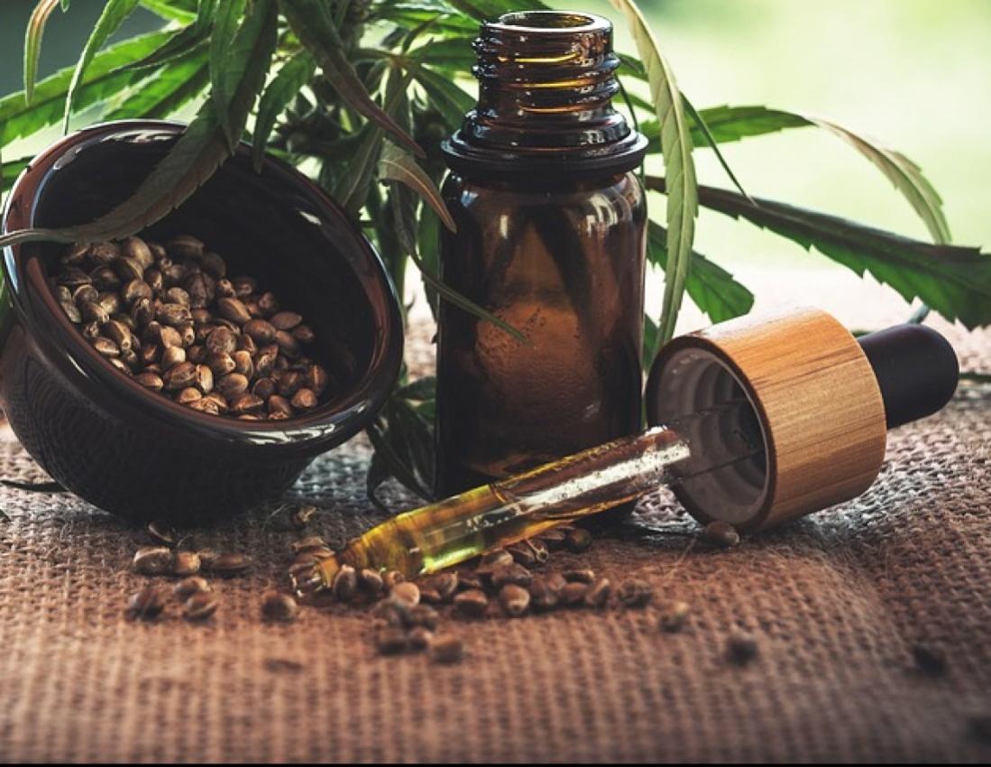 qursquo;est-ce-que-lrsquo;huile-de-chanvre-||||